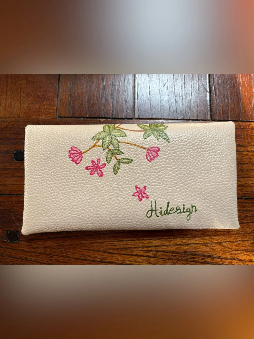 Cream Floral Design Envelope Clutch Leather Wallet
